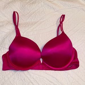 Victoria’s Secret very sexy push up bra
